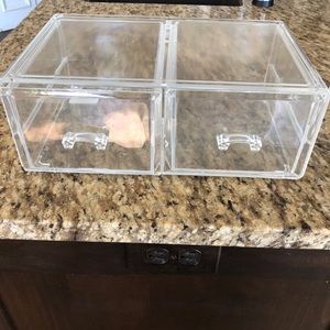 Acrylic makeup organizers